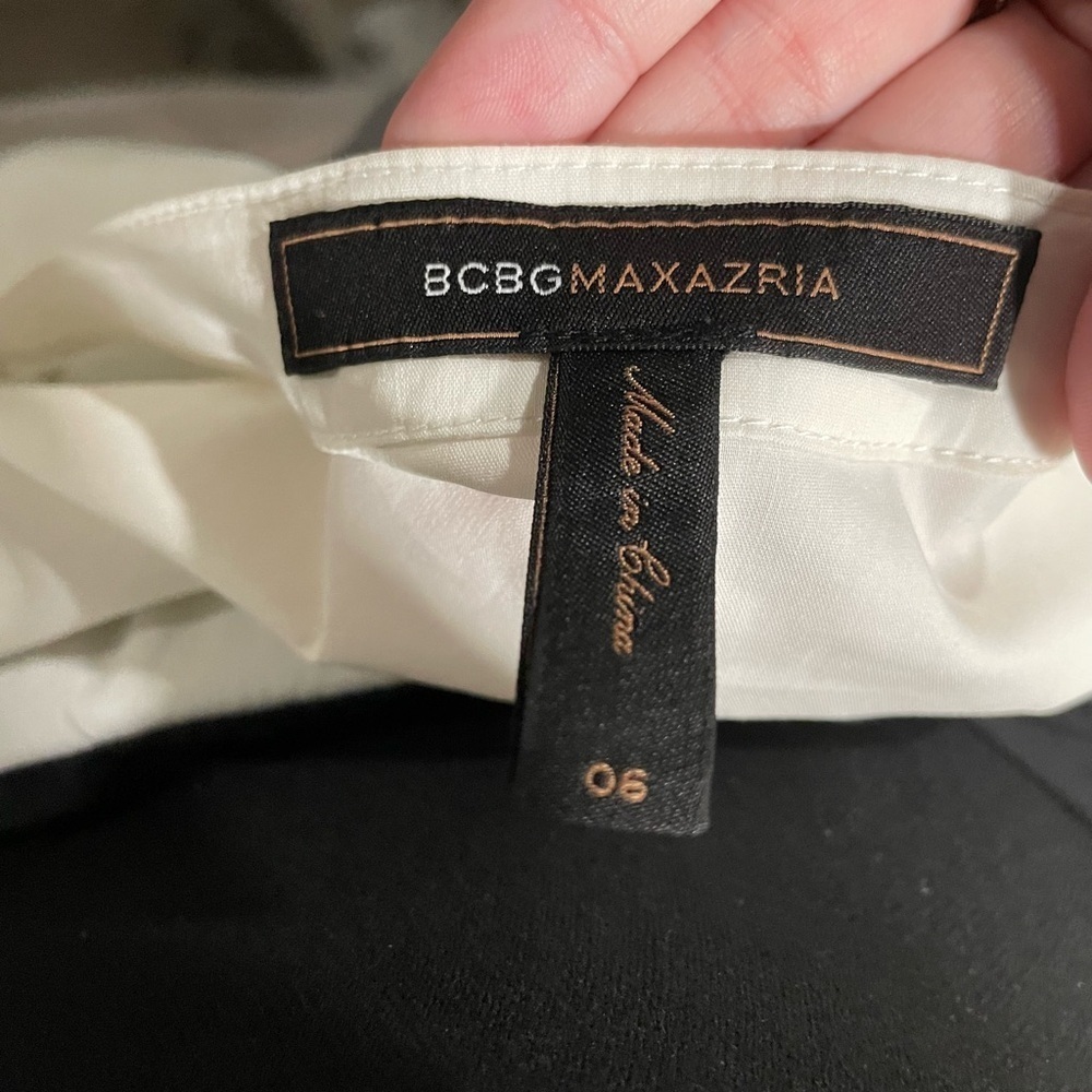 BCBGMaxAzria Elegant Cream Dress - Picture 7 of 7